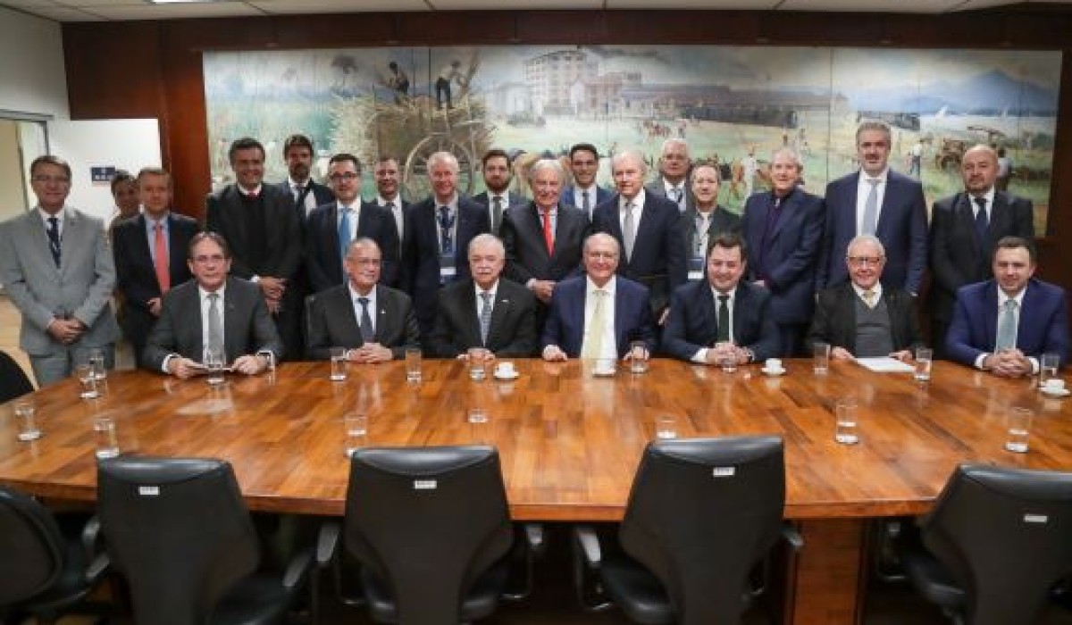 A Alckmin e Lira, indústria do Sul defende Reforma Tributária