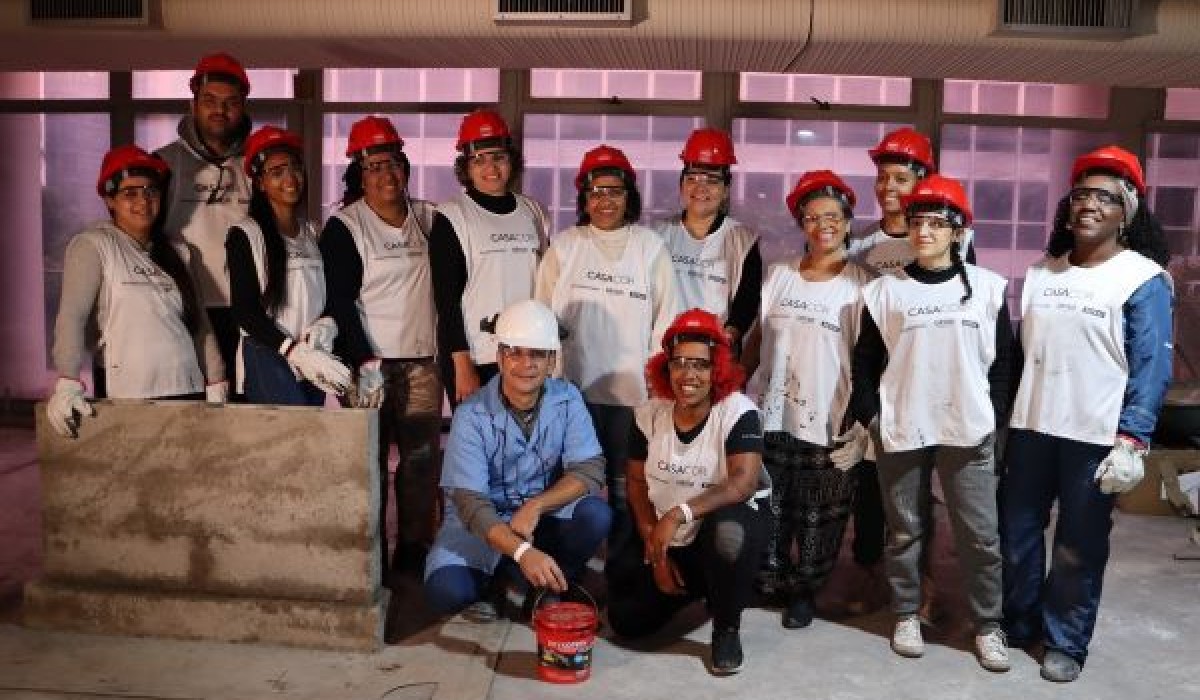 Curso promovido pela DRYKO, SENAI e CASACOR SP capacitou  mulheres aplicadoras na construção civil