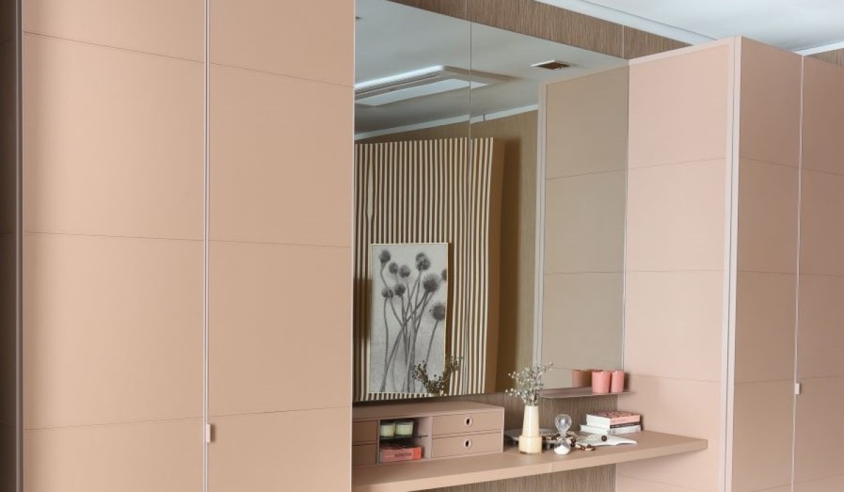 SCA Jardim Europa apresenta Closet Tilos 55: design inovador e elegância em múltiplas configurações