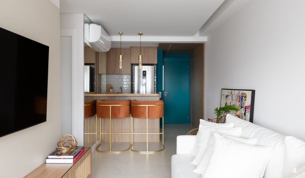 Studio Monfré transforma um apartamento de 69m² em São Paulo, criando um ambiente contemporâneo e acolhedor