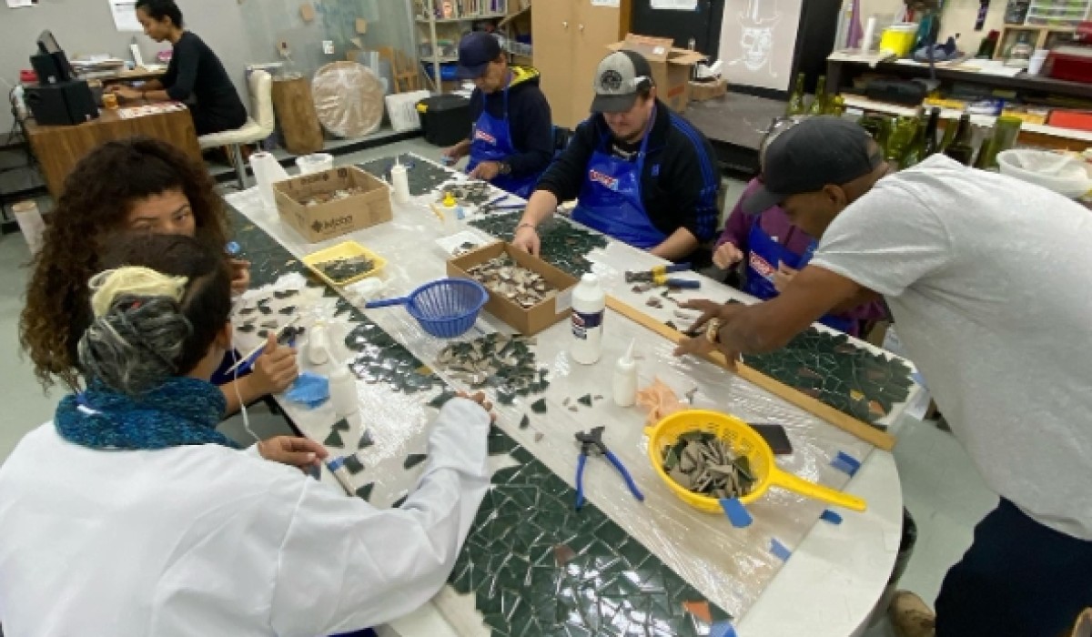 CASACOR SP doa 43 toneladas de materiais construtivos para ONGs em 2024