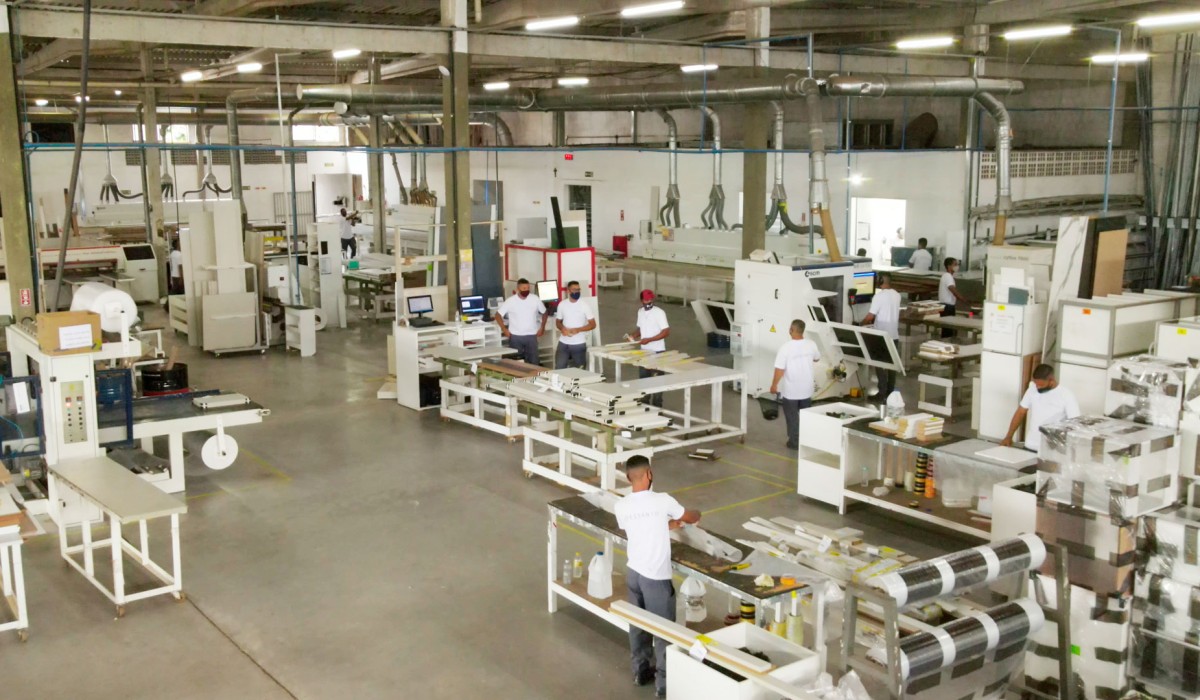 Móveis com personalização em massa: a solução sob medida em escala industrial