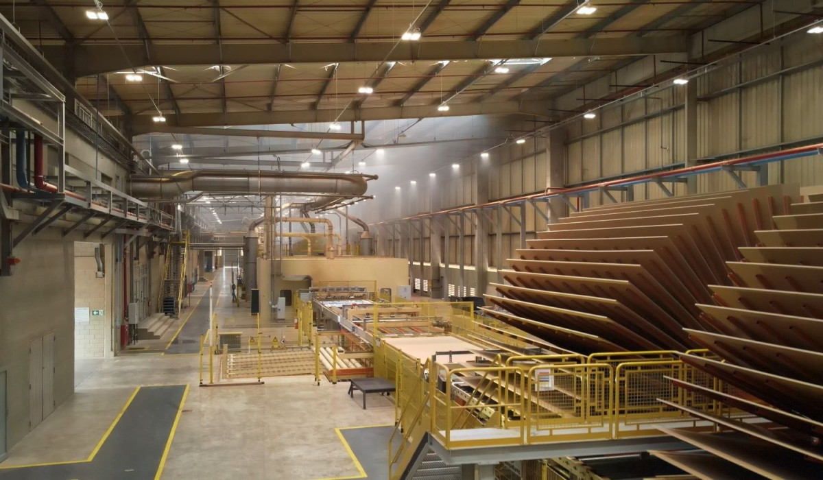 Greenplac investe R$ 120 milhões em florestas e na ampliação da capacidade de produção de MDF Revestido